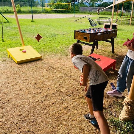 Greenvalleyglamping Sesce Pri Preboldu 외부 사진