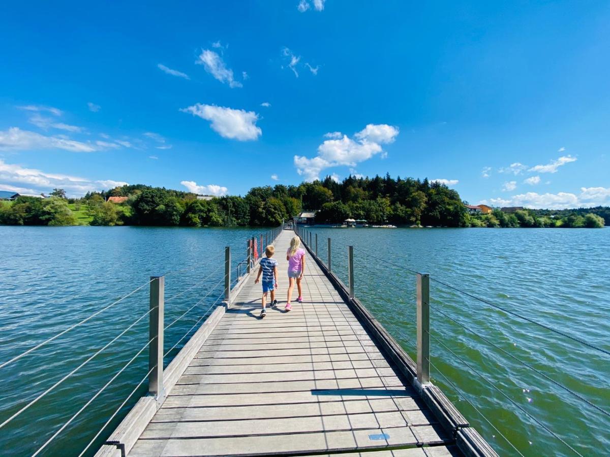 Greenvalleyglamping Sesce Pri Preboldu 외부 사진