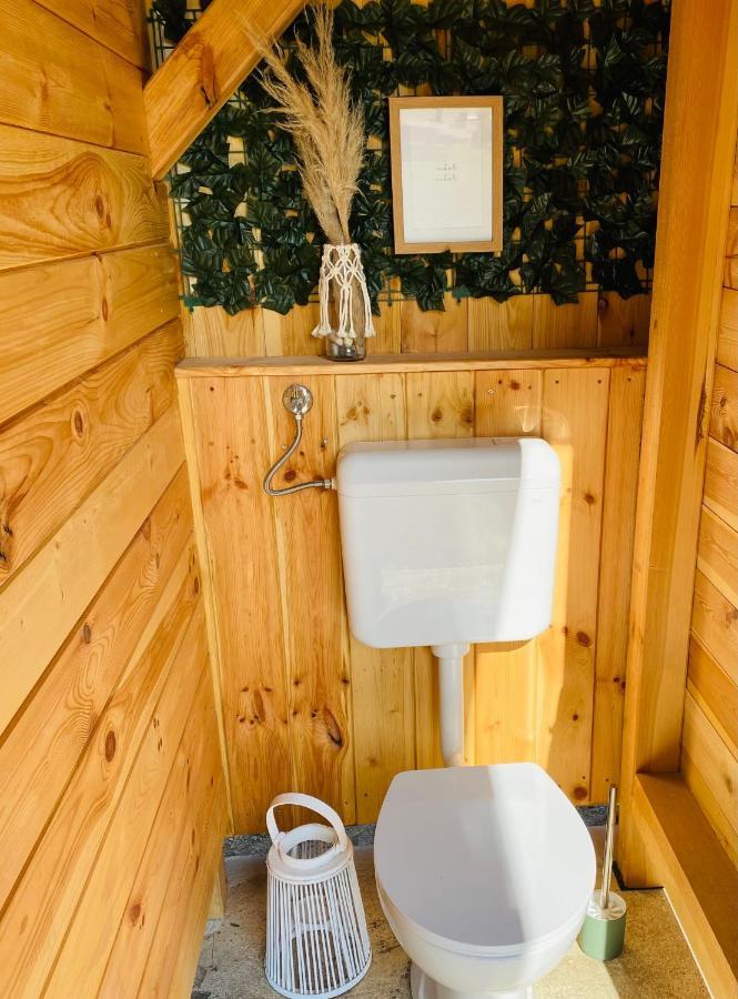 Greenvalleyglamping Sesce Pri Preboldu 외부 사진